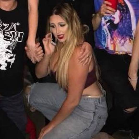 Meet your Posher, Sydney - Picture 1 of 1